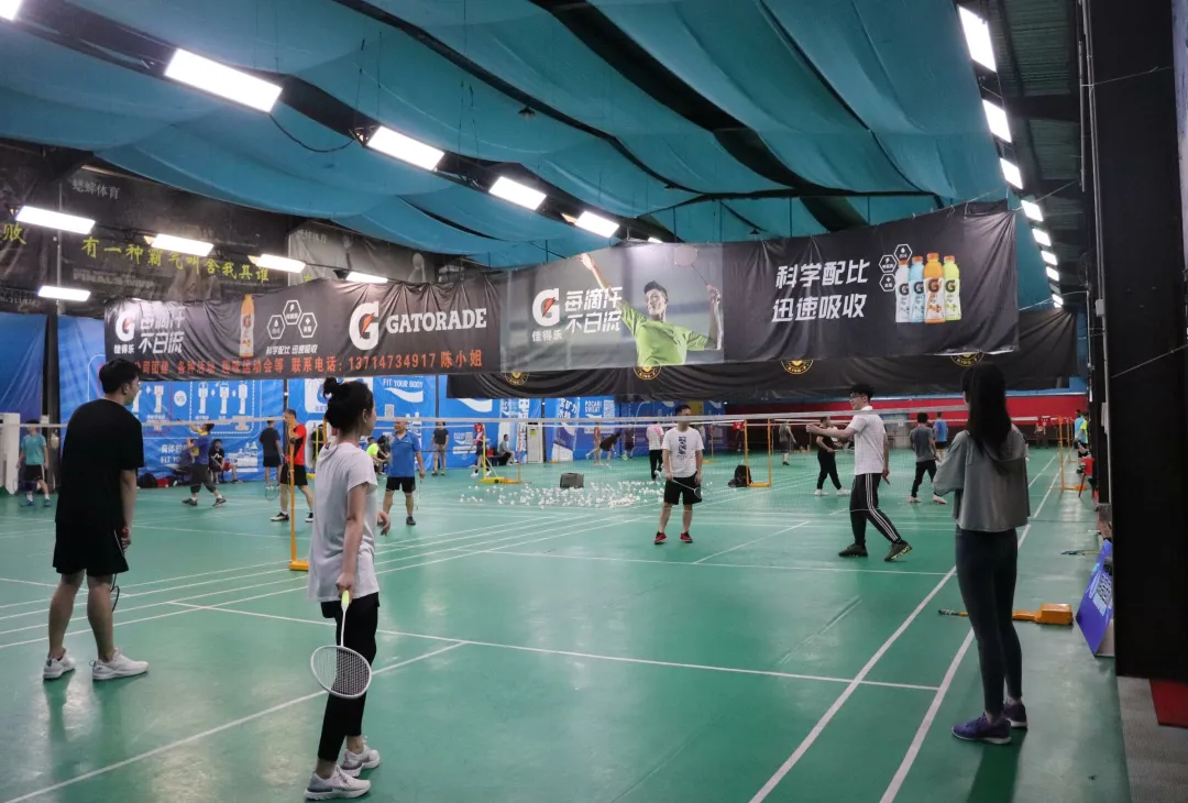  “羽”多分歧——unibet优胜客集团组织发展员工羽毛球竞技活动